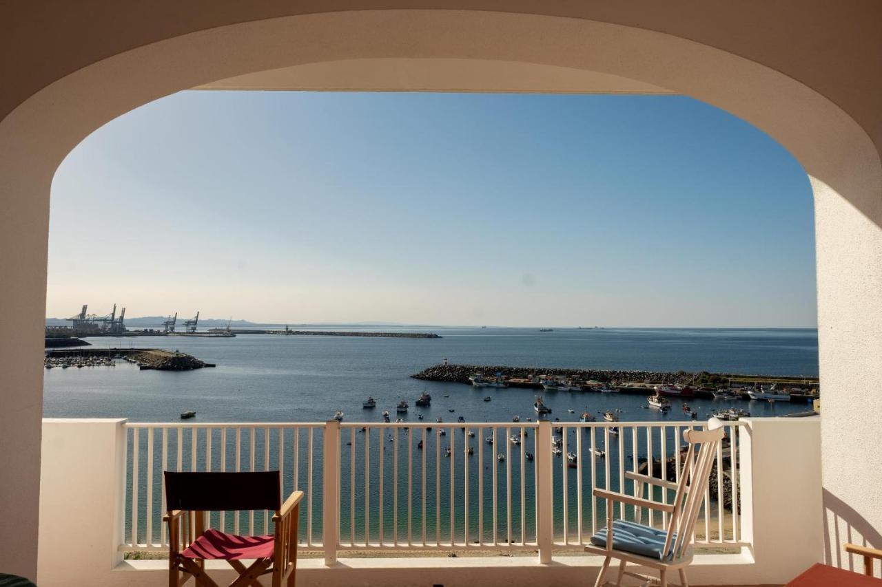 Manas Coliving Apartamento Sines Exterior foto