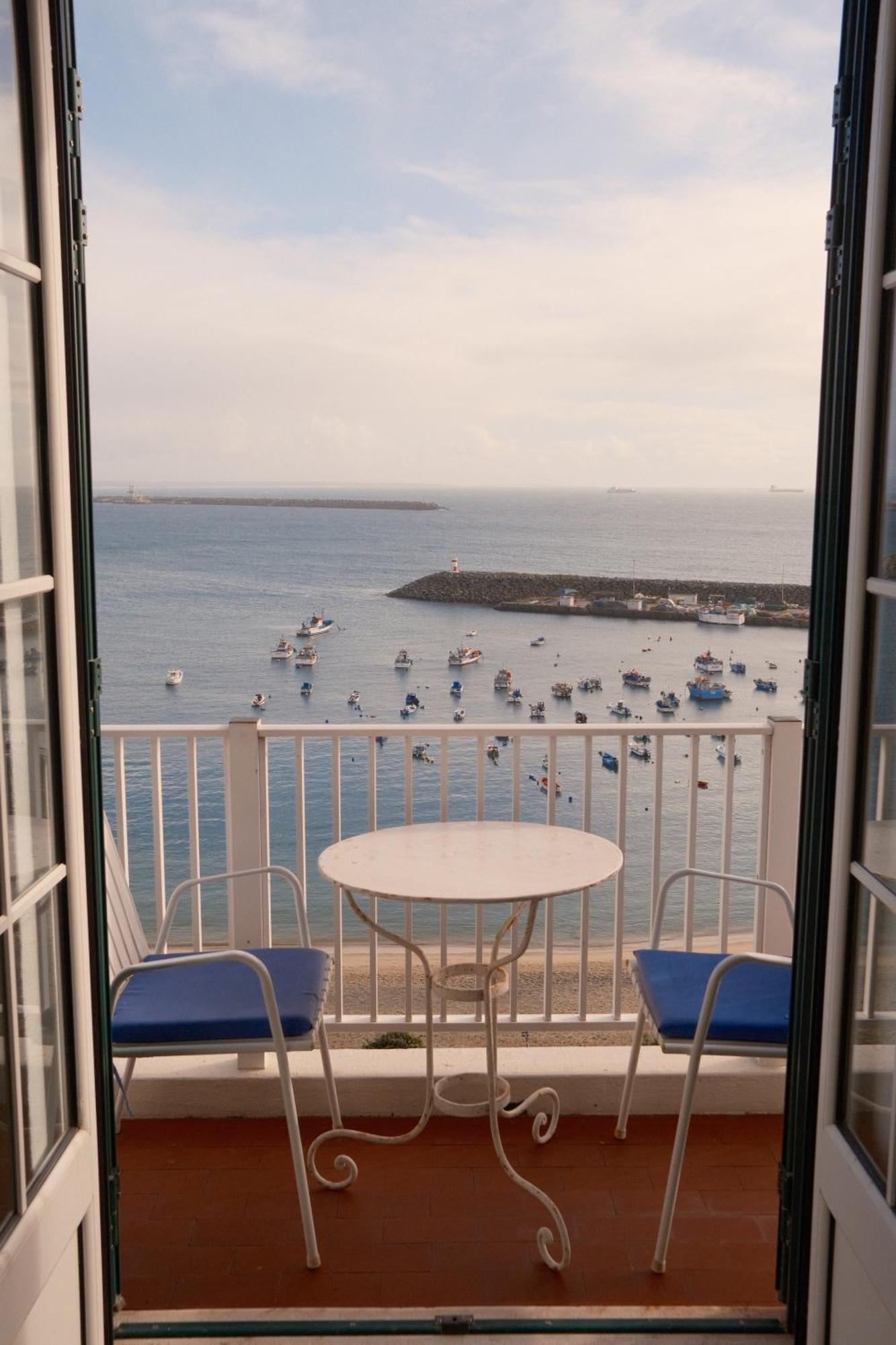 Manas Coliving Apartamento Sines Exterior foto